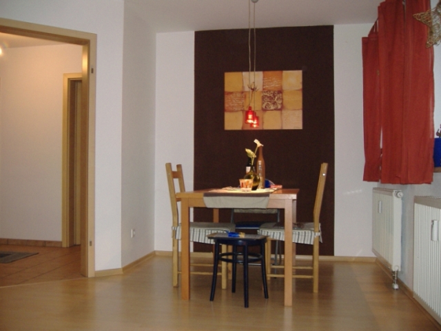 Wohnzimmer die richtige wandfarbe finden